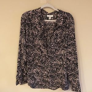 Black and pale pink patterned button down blouse. Fabric covered buttons too.